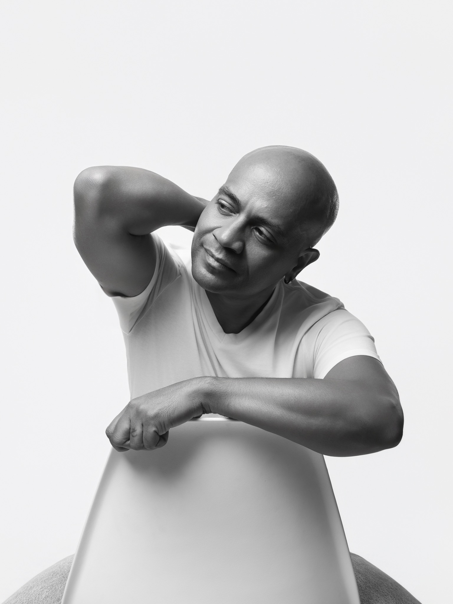Black and white portrait of Eric Velez